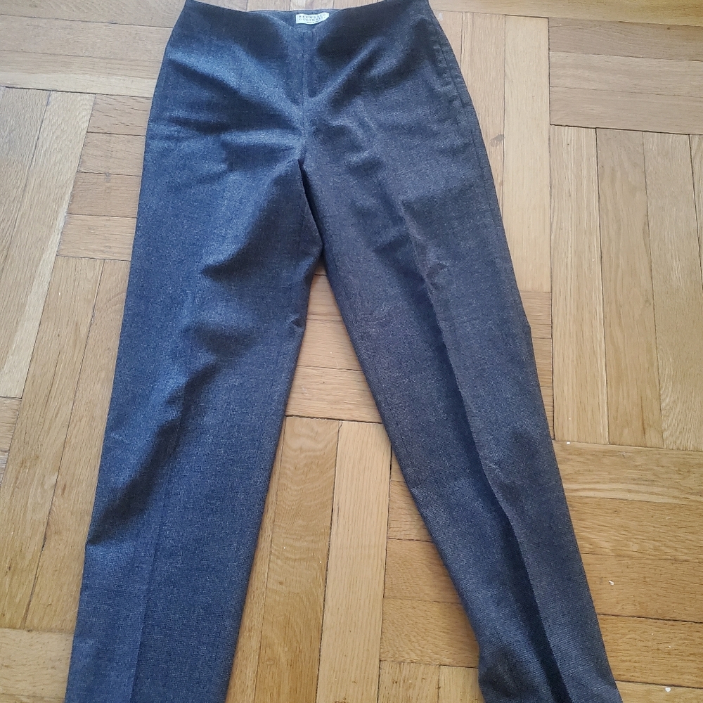 Like new Brunello Cucinelli slim fit pants size 2